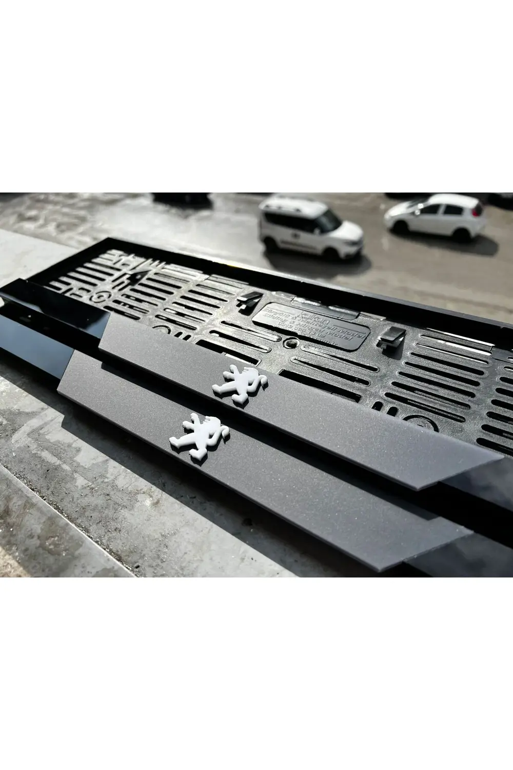 PEUGEOT MAT Pleksi Plakalık