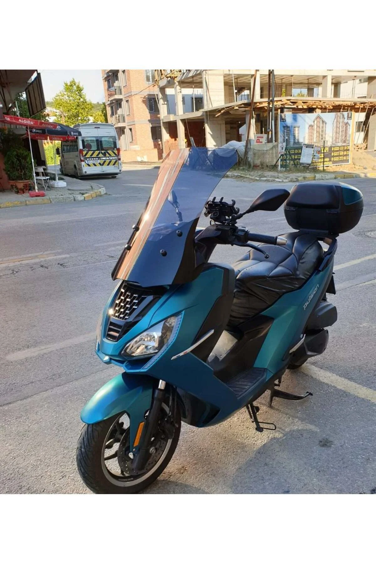 Peugeot Pulsion 125 Ön Cam 2022-2026 Model 68cm Füme Renkli 4mm U