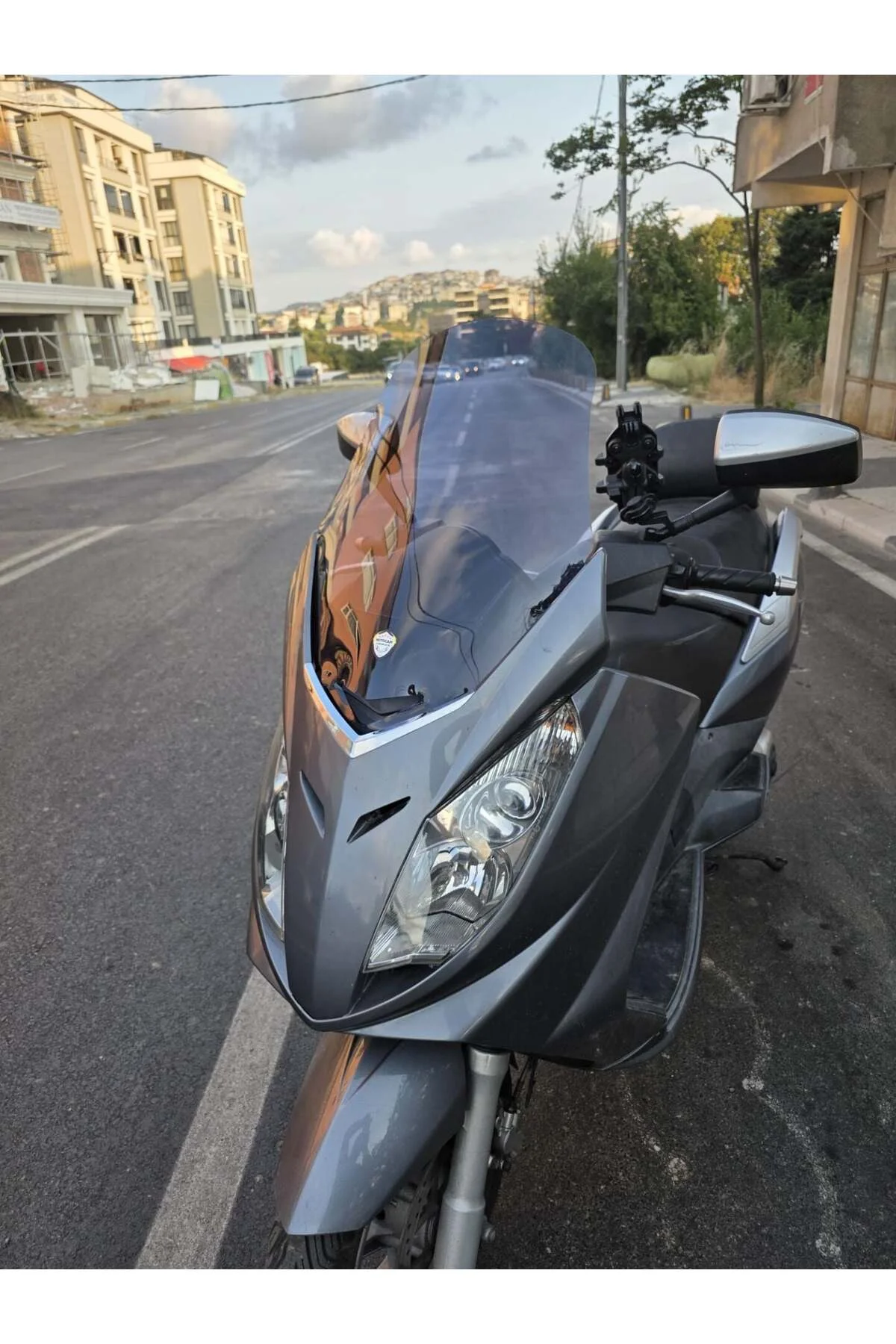 Peugeot Satelis 500 Ön Cam 2006-2014 Model 63cm Füme Renkli 4mm - Görsel 3