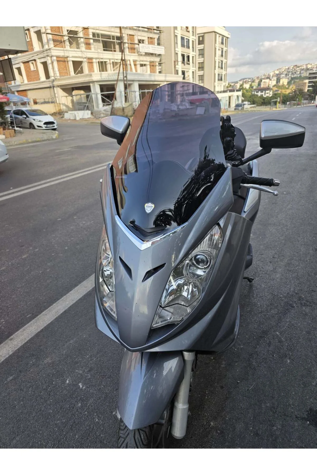 Peugeot Satelis 500 Ön Cam 2006-2014 Model 63cm Siyah Renkli 4mm - Görsel 6