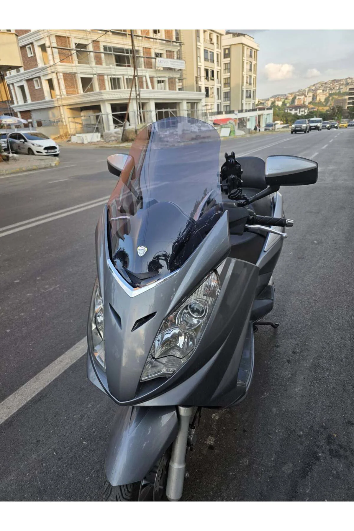 Peugeot Satelis Ön Cam 2006-2014 Model 63cm Füme Renkli 4mm