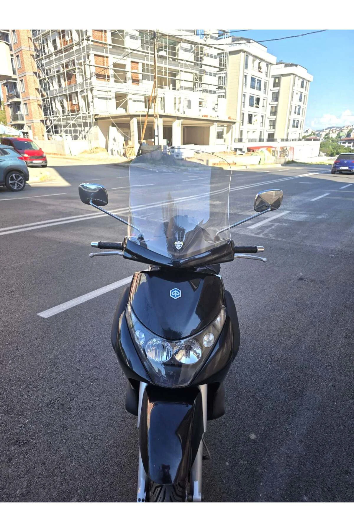 Piaggio Beverly 250 Ön Cam 2005-2007 Model 44cm Şeffaf Renkli 4mm