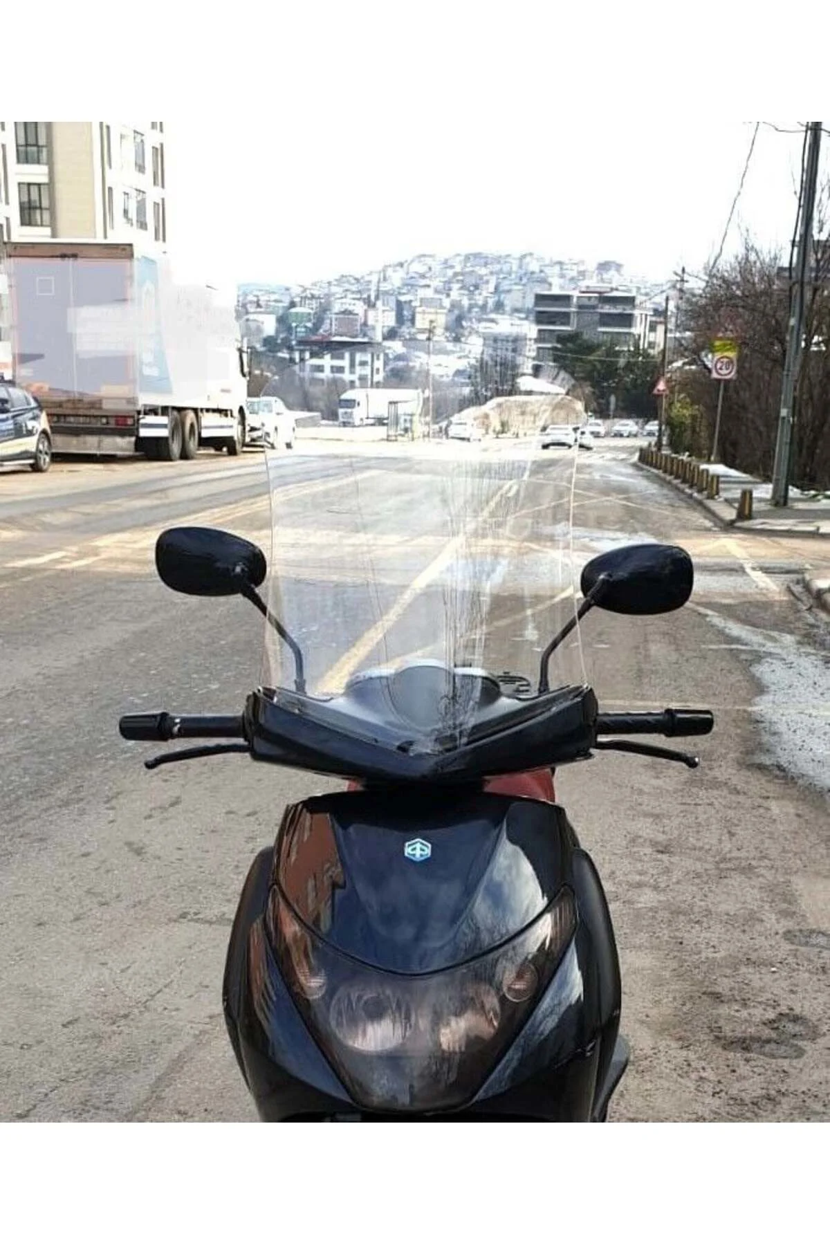 Piaggio Beverly 250 Ön Cam 2005-2007 Model 53cm Şeffaf Renkli 4mm