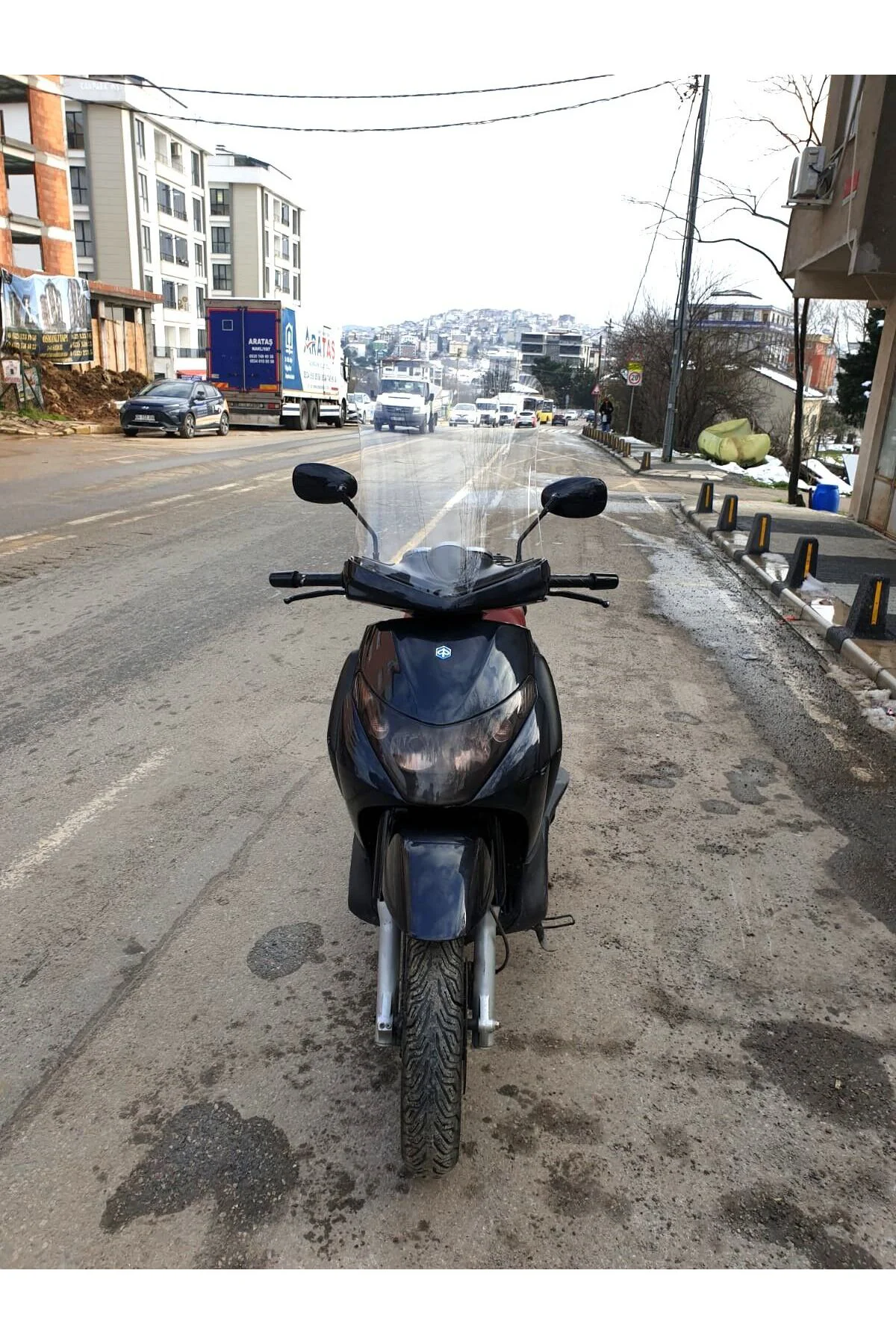 Piaggio Beverly 250 Ön Cam 2005-2007 Model 53cm Şeffaf Renkli 4mm