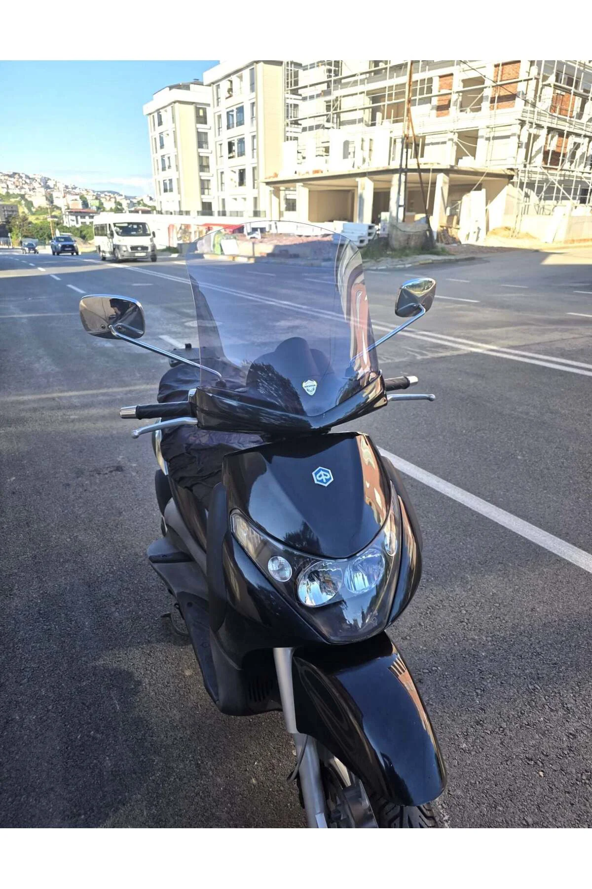 Piaggio Beverly 250 Ön Cam 2005-2007 Model 44cm Füme Renkli 4mm