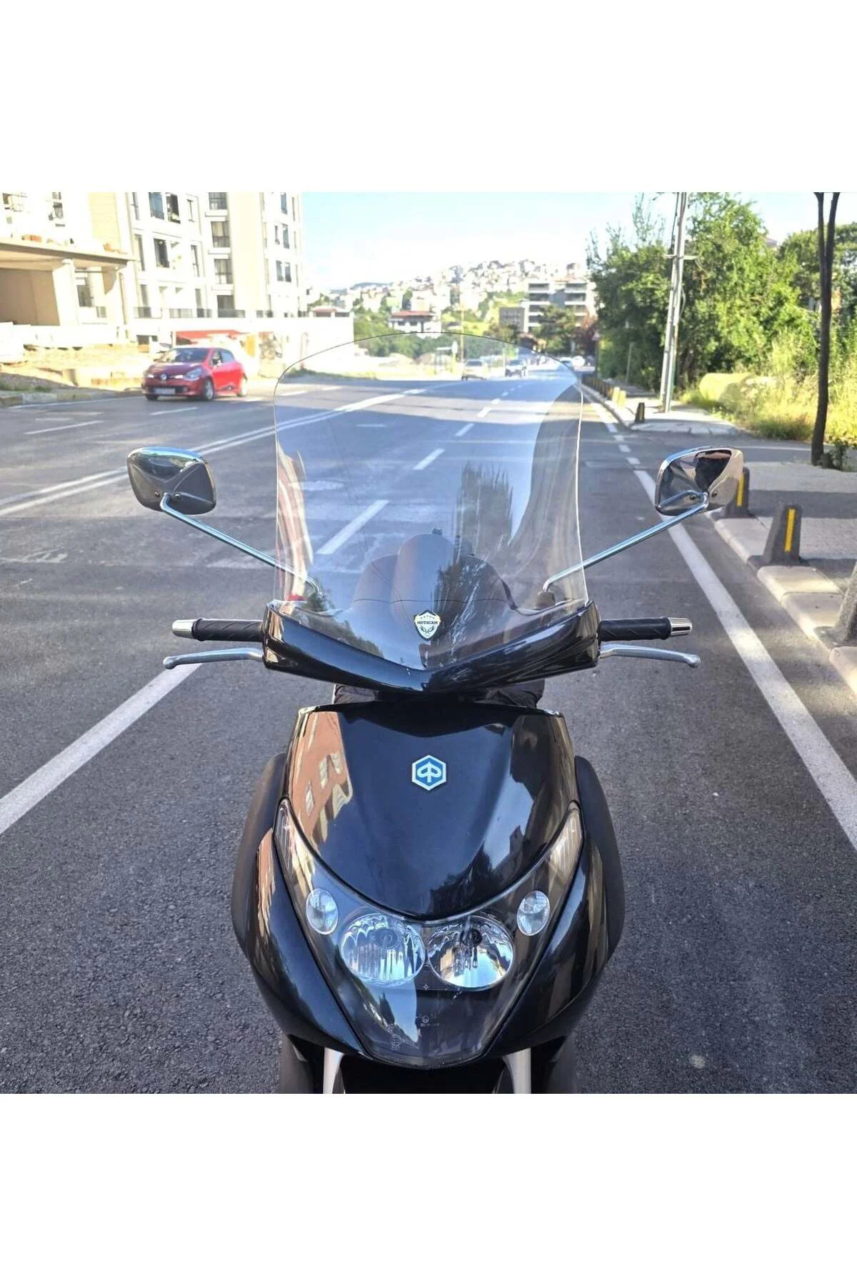 Piaggio Beverly 250 Ön Cam 2005-2007 Model 44cm Şeffaf Renkli 4mm