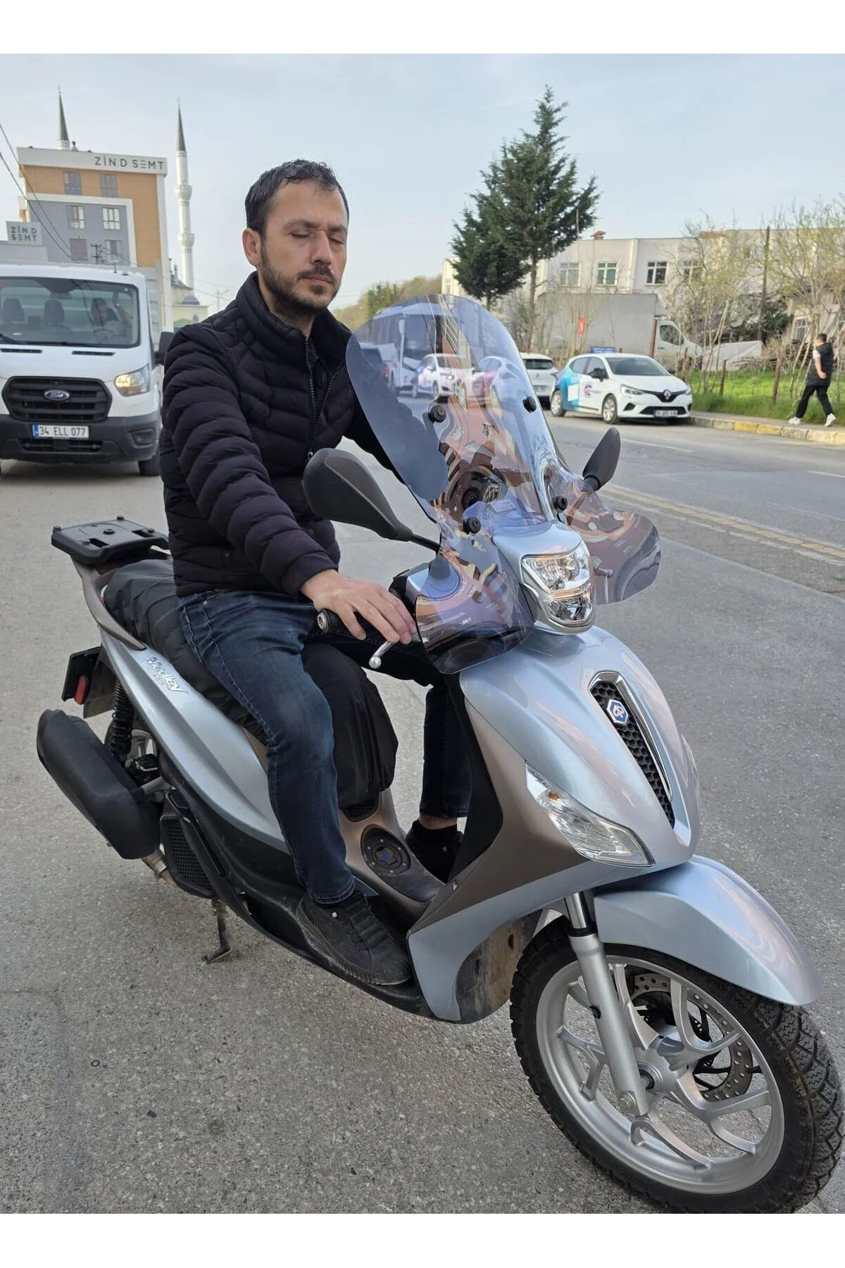 Piaggio Medley S 150 Ön Cam 2021-2026 Model 56cm füme Renkli Elcikli APARATSIZDIR