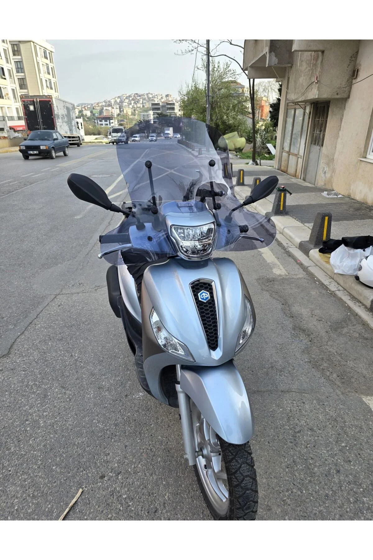 Piaggio Medley S 150 Ön Cam 2021-2026 Model 56cm füme Renkli Elcikli APARATSIZDIR - Görsel 8