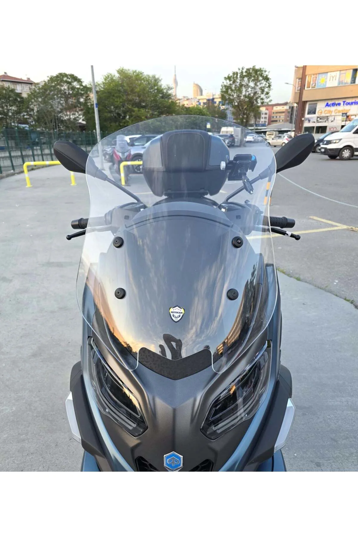 Piaggio MP3 530 Ön Cam 2023-2026 Model 60cm Şeffaf Renkli 4mm ORT