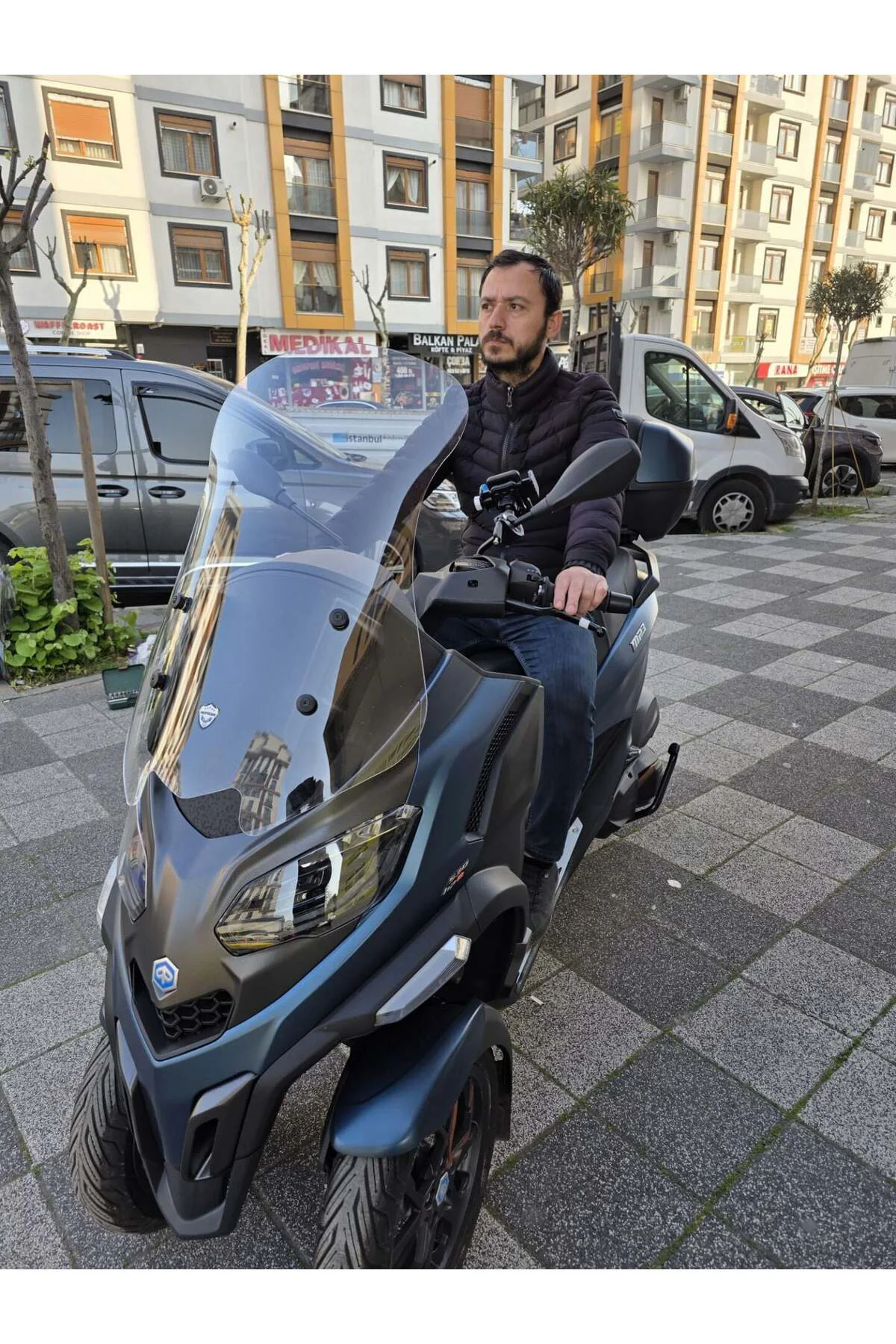 Piaggio MP3 530 Ön Cam 2023-2026 Model 72cm Şeffaf Renkli 4mm UZU