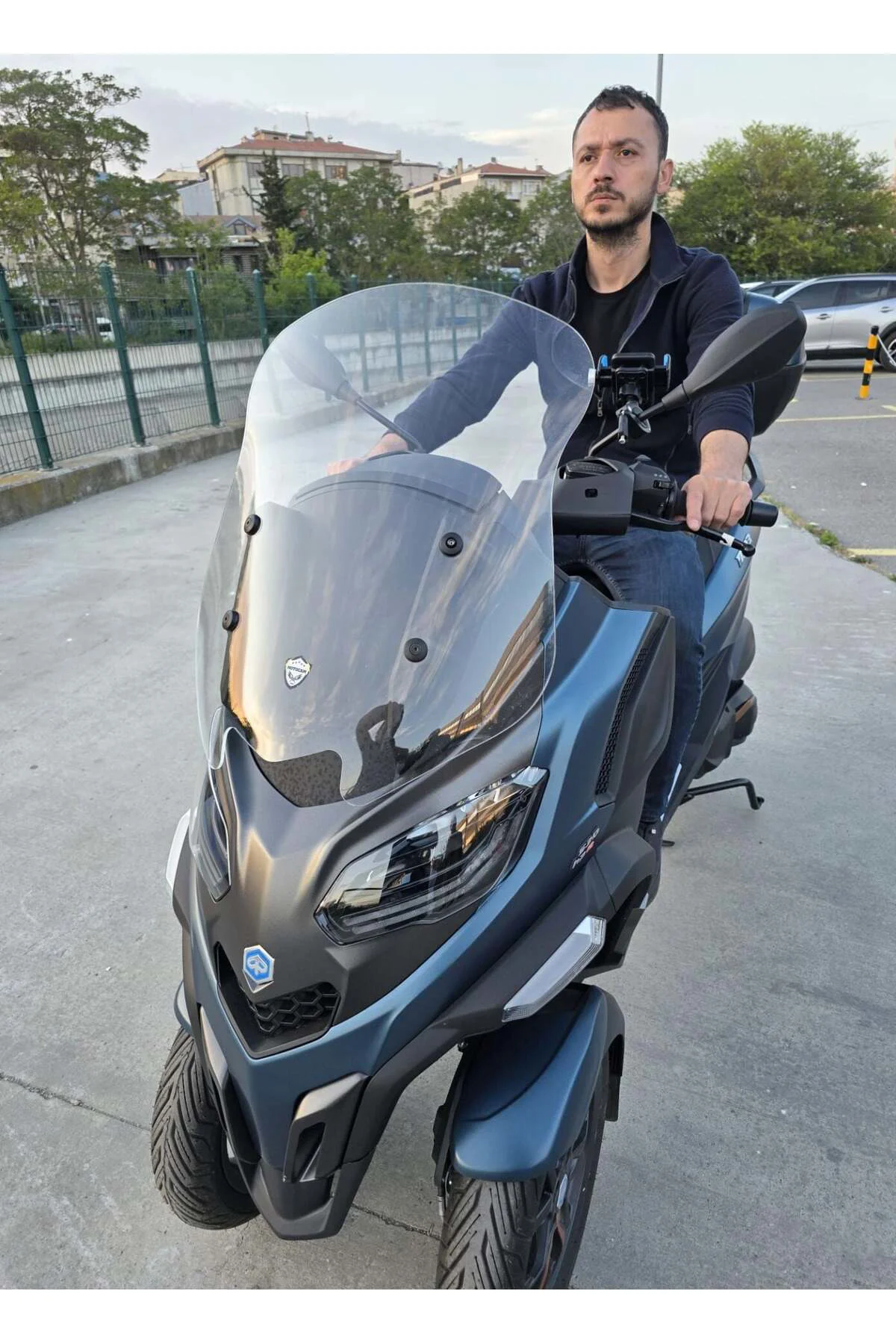 Piaggio MP3 530 Ön Cam 2023-2026 Model 60cm Şeffaf Renkli 4mm ORT