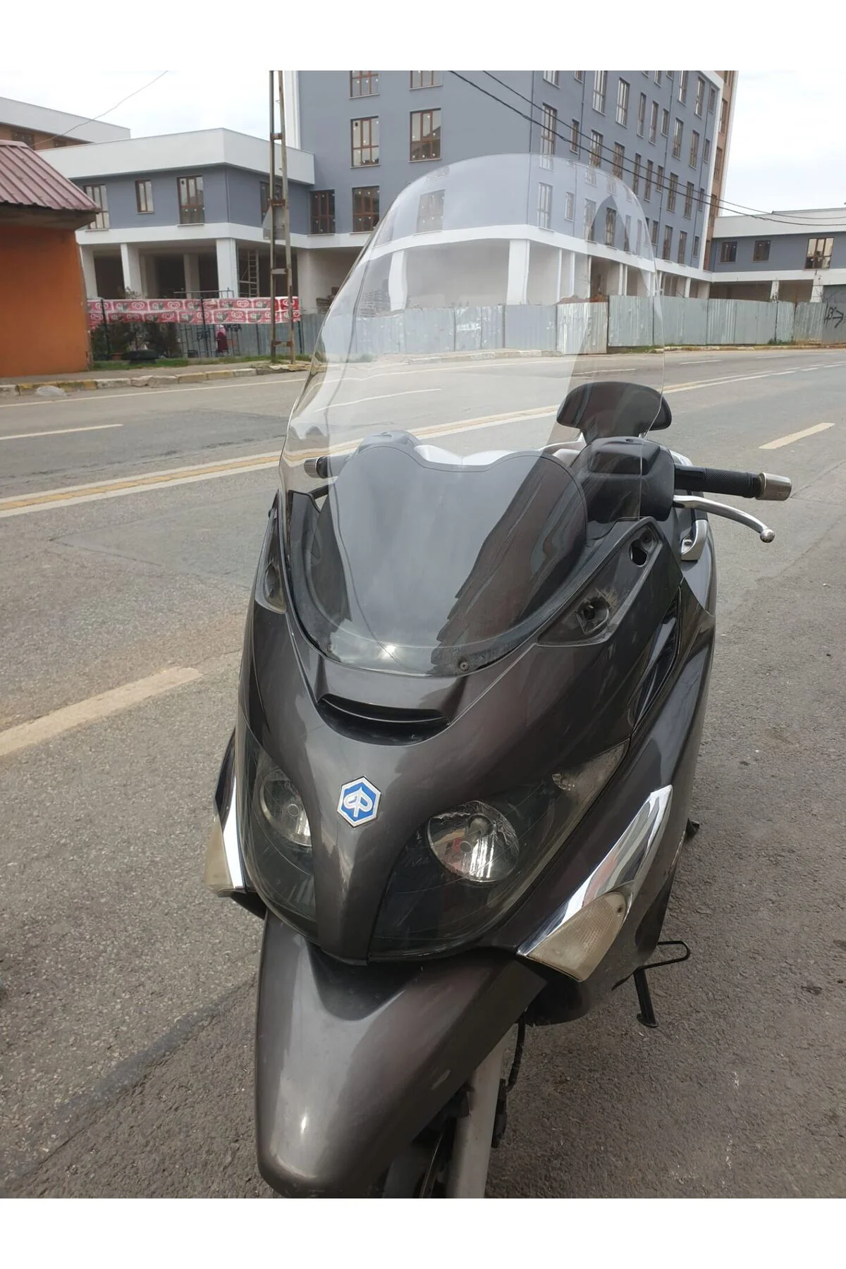 Piaggio X Evo 250 Ön Cam 2008-2016 Model 70cm Şeffaf Renkli 4mm UZUN
