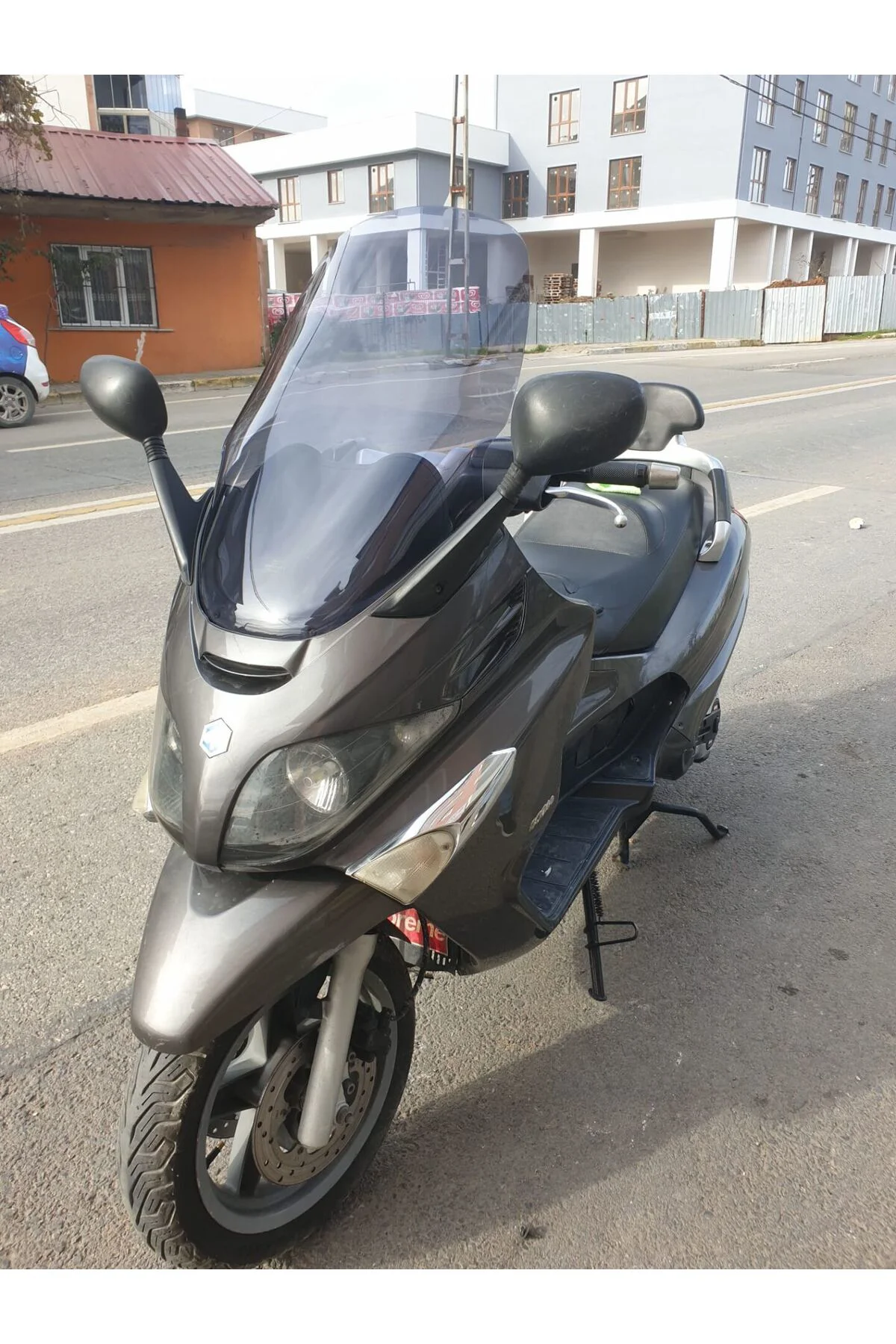 Piaggio X Evo 250 Ön Cam 2008-2016 Model 58cm Füme Renkli 4mm ORİ
