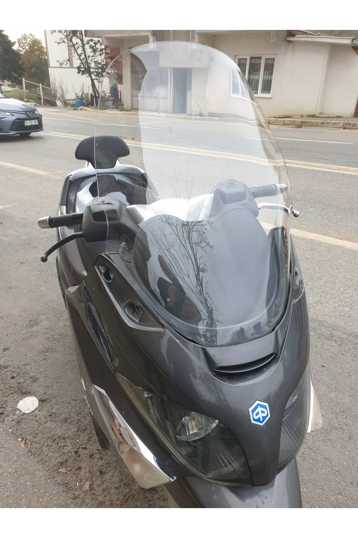 Piaggio X Evo 250 Ön Cam 2008-2016 Model 70cm Şeffaf Renkli 4mm UZUN