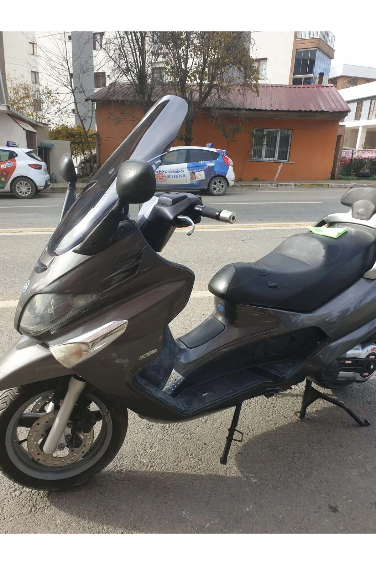 Piaggio X Evo 250 Ön Cam 2008-2016 Model 70cm Füme Renkli 4mm UZU