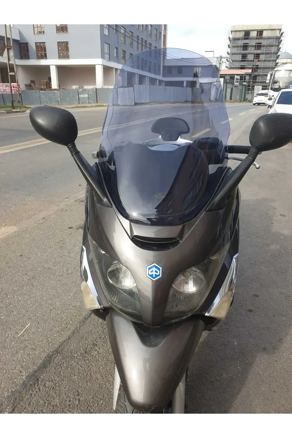 Piaggio X Evo Ön Cam 2009 2015 Model 58cm Açıkfüme Renkli 4mm