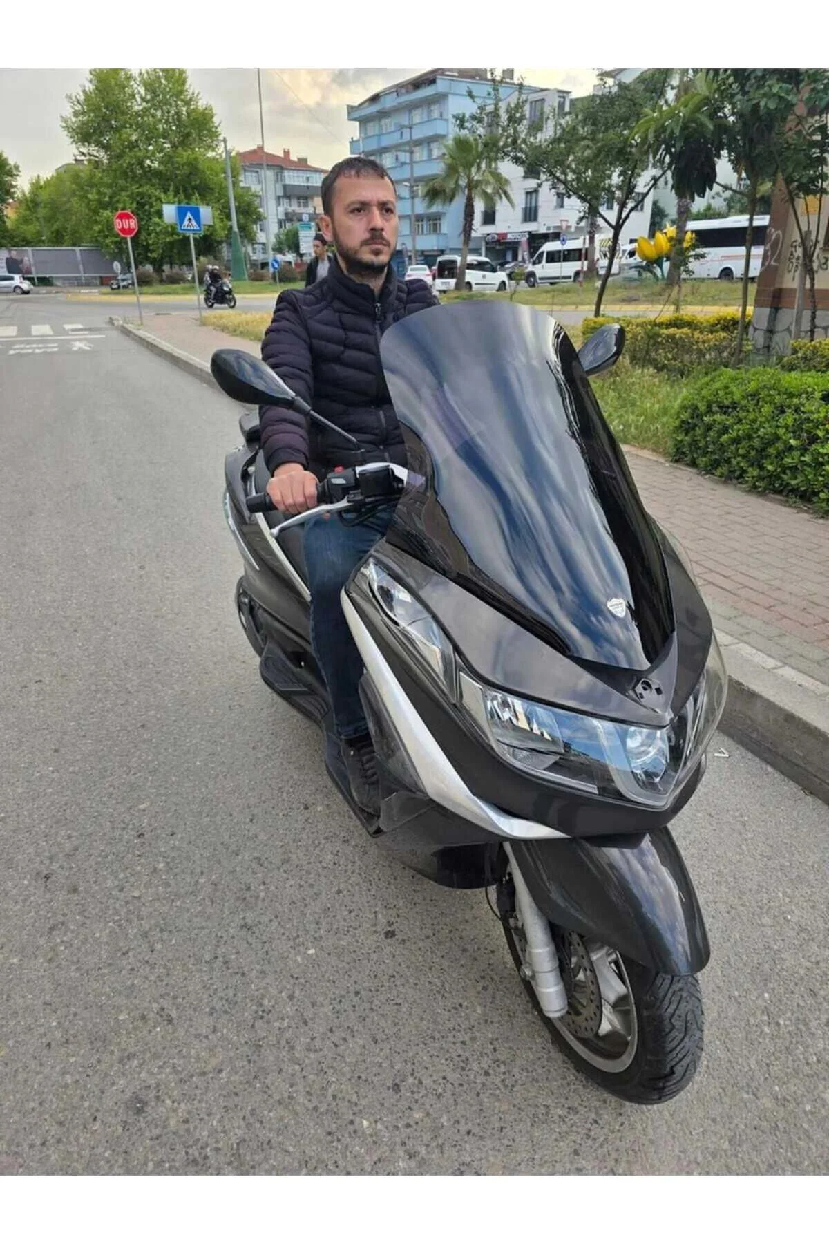 Piaggio X10 350 Ön Cam 2011-2017 Model 73cm Siyah Renkli 4mm