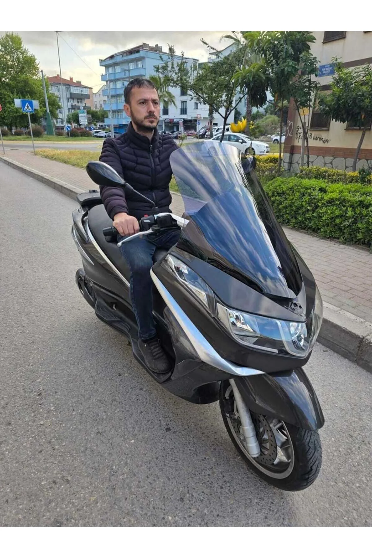 Piaggio X10 350 Ön Cam 2011-2017 Model 73cm Füme Renkli 4mm