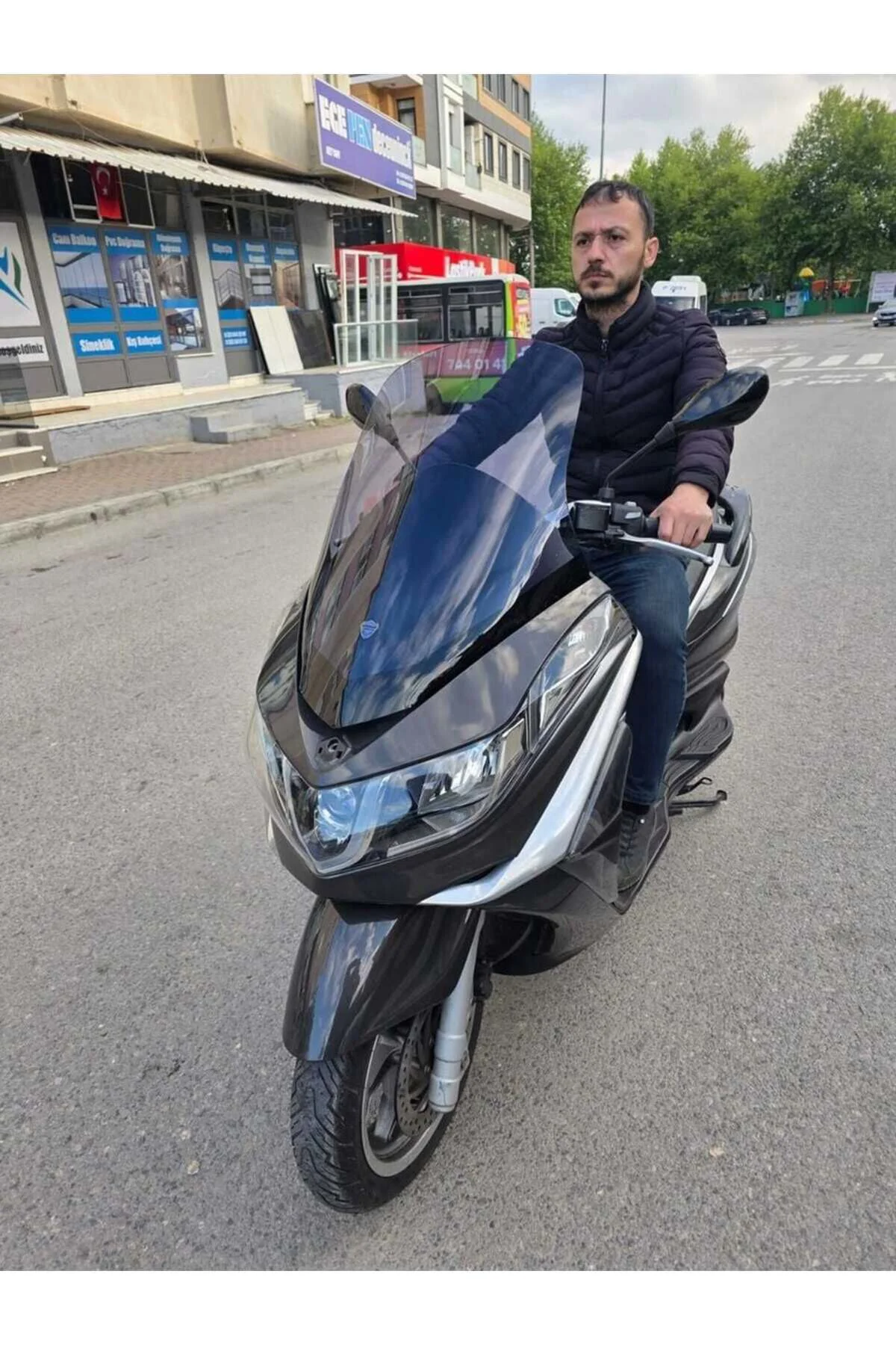 Piaggio X10 350 Ön Cam 2011-2017 Model 73cm Füme Renkli 4mm