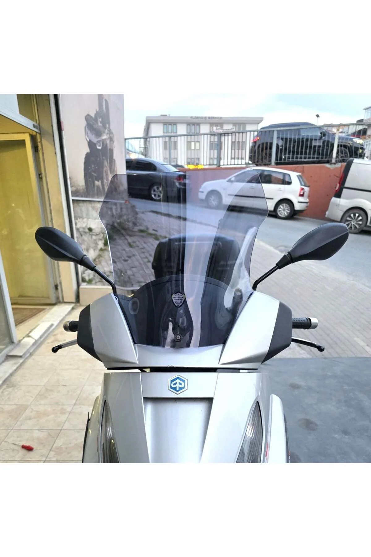 Piaggio X7 Ön Cam 2007-2012 Model 43cm Füme Renkli 4mm
