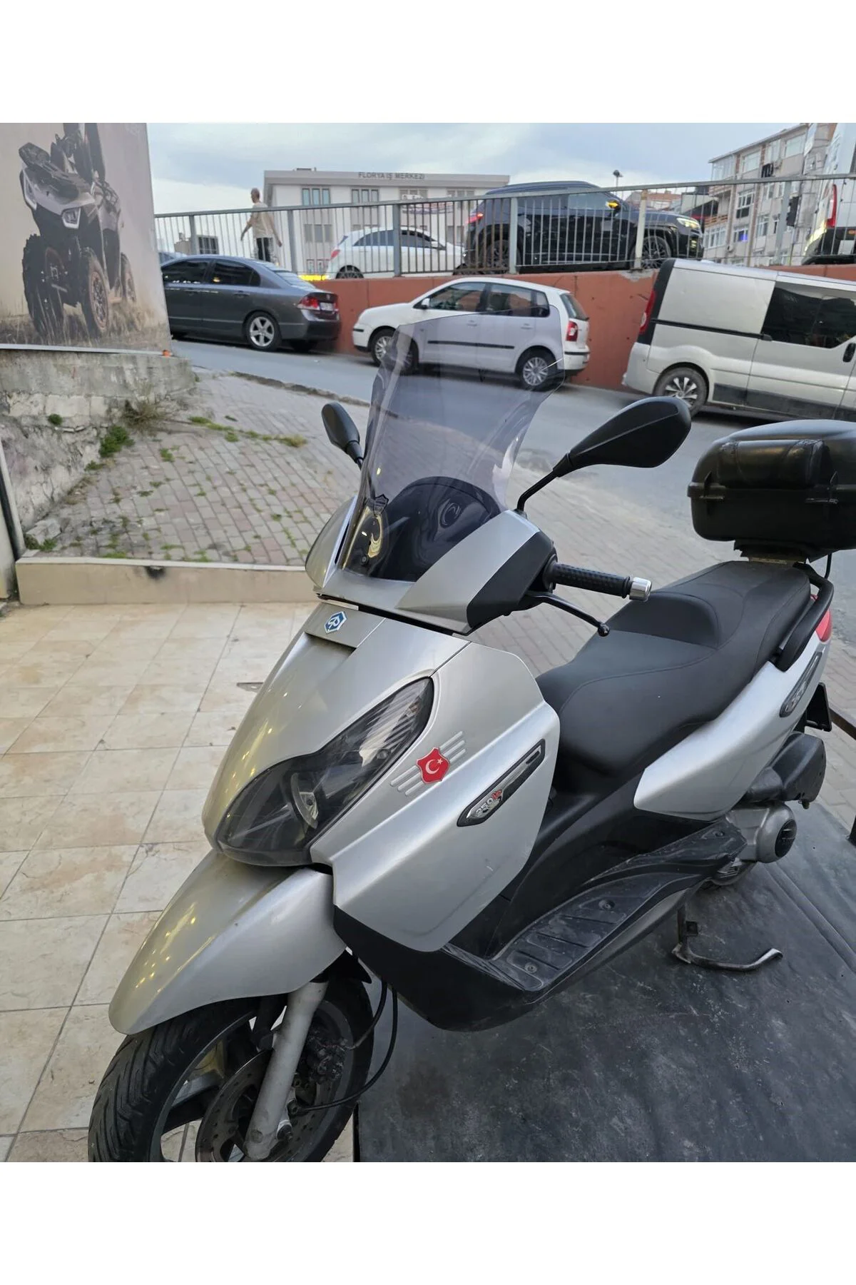 Piaggio X7 Ön Cam 2007-2012 Model 43cm Füme Renkli 4mm