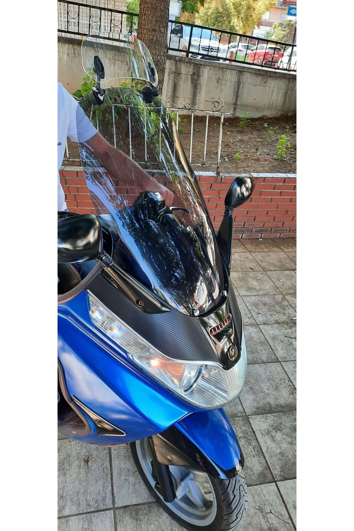 Piaggio X8 200 Ön Cam 2004-2006 Model 70cm Füme Renkli 4mm