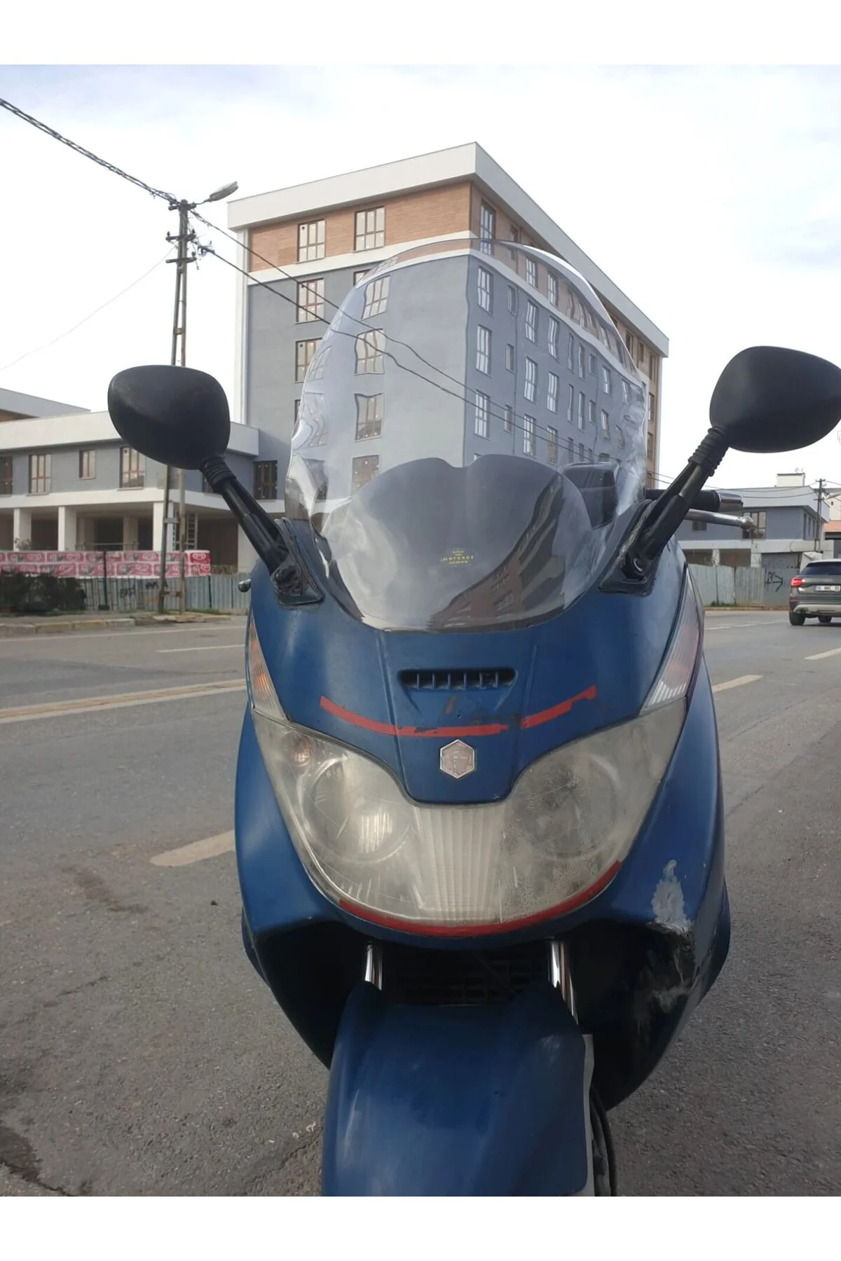 Piaggio X8 200 Ön Cam 2004-2006 Model 70cm Şeffaf Renkli 4mm