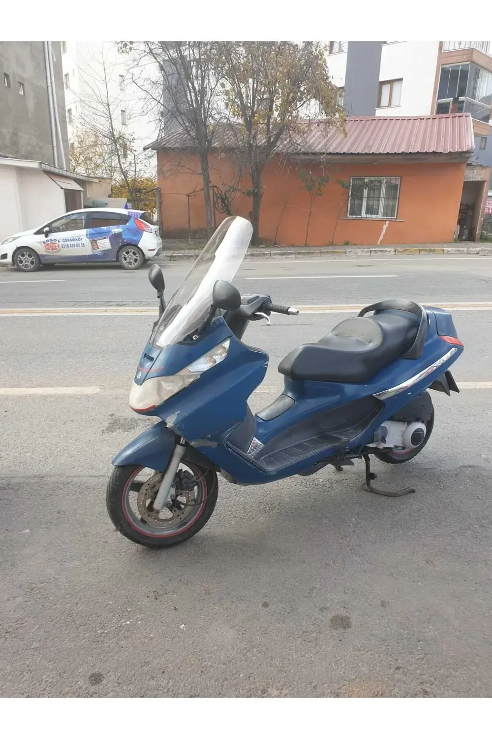 Piaggio X8 200 Ön Cam 2004 2006 Model 58cm Şeffaf Renkli 4mm