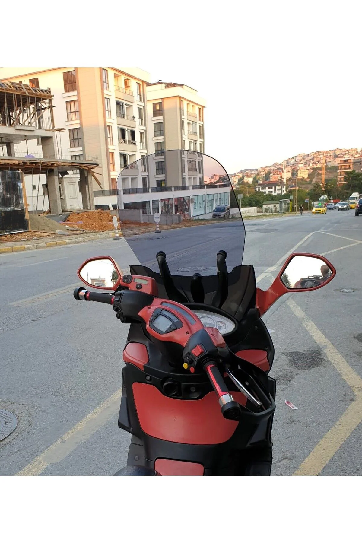 Piaggio X9 250 Ön Cam 2004-2006 Model 49cm Füme Renkli 4mm