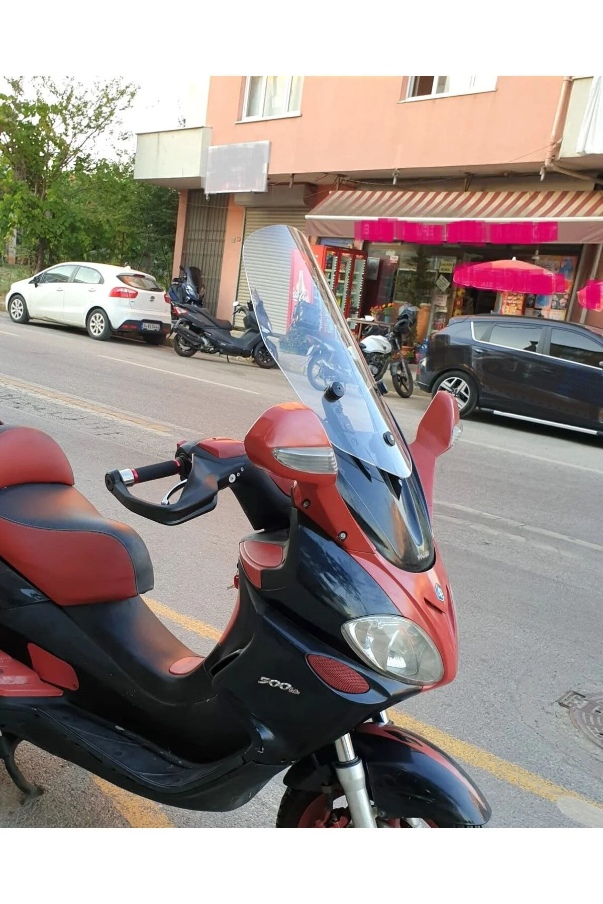 Piaggio X9 250 Ön Cam 2004-2006 Model 49cm Şeffaf Renkli 4mm