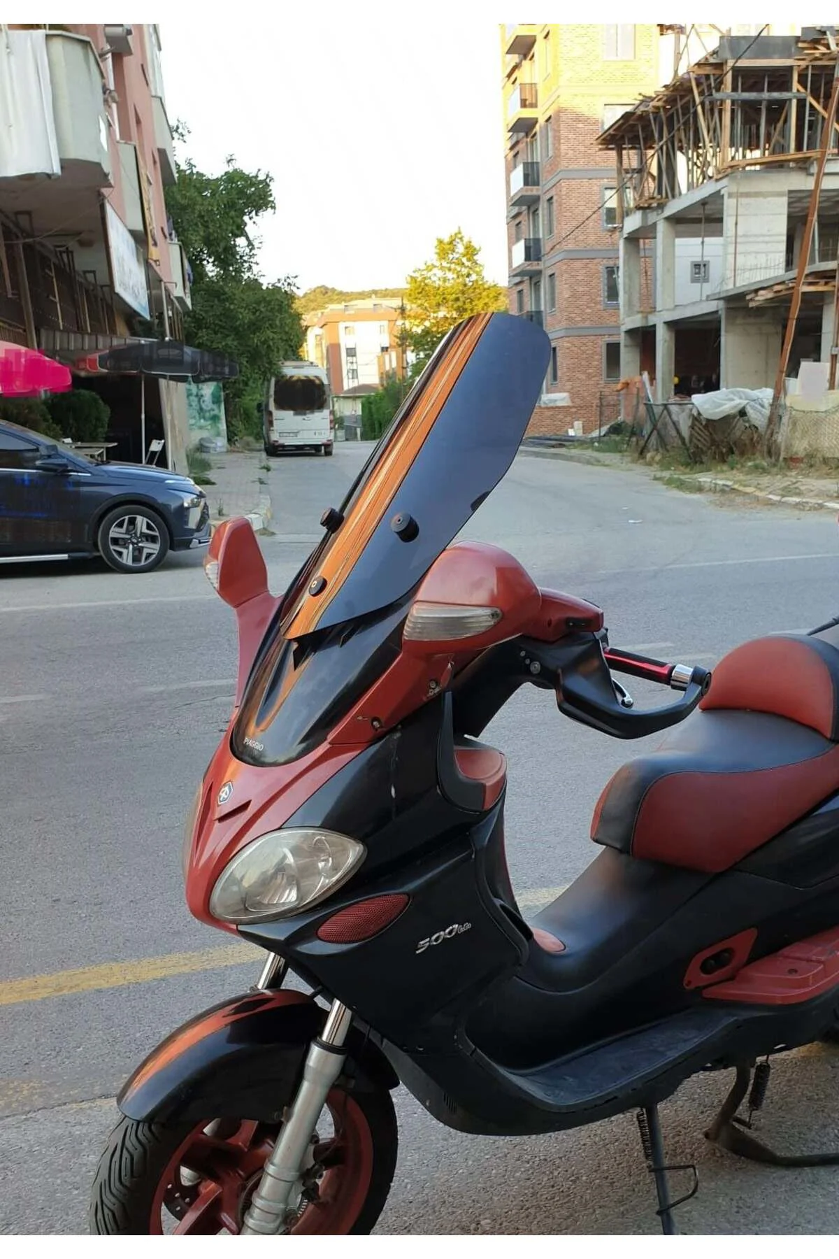 Piaggio X9 500 Ön Cam 2004-2006 Model 49cm Siyah Renkli 4mm