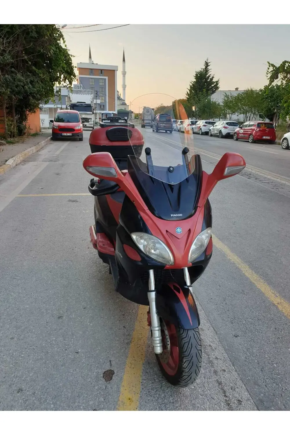 Piaggio X9 Ön Cam 2004 2007 Model 49cm Şeffaf Renkli 4mm ORTA BOY