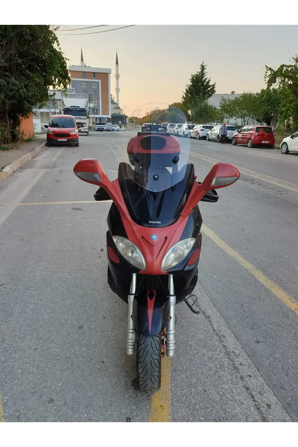 Piaggio X9 Ön Cam 2004 2007 Model 49cm Şeffaf Renkli 4mm ORTA BOY