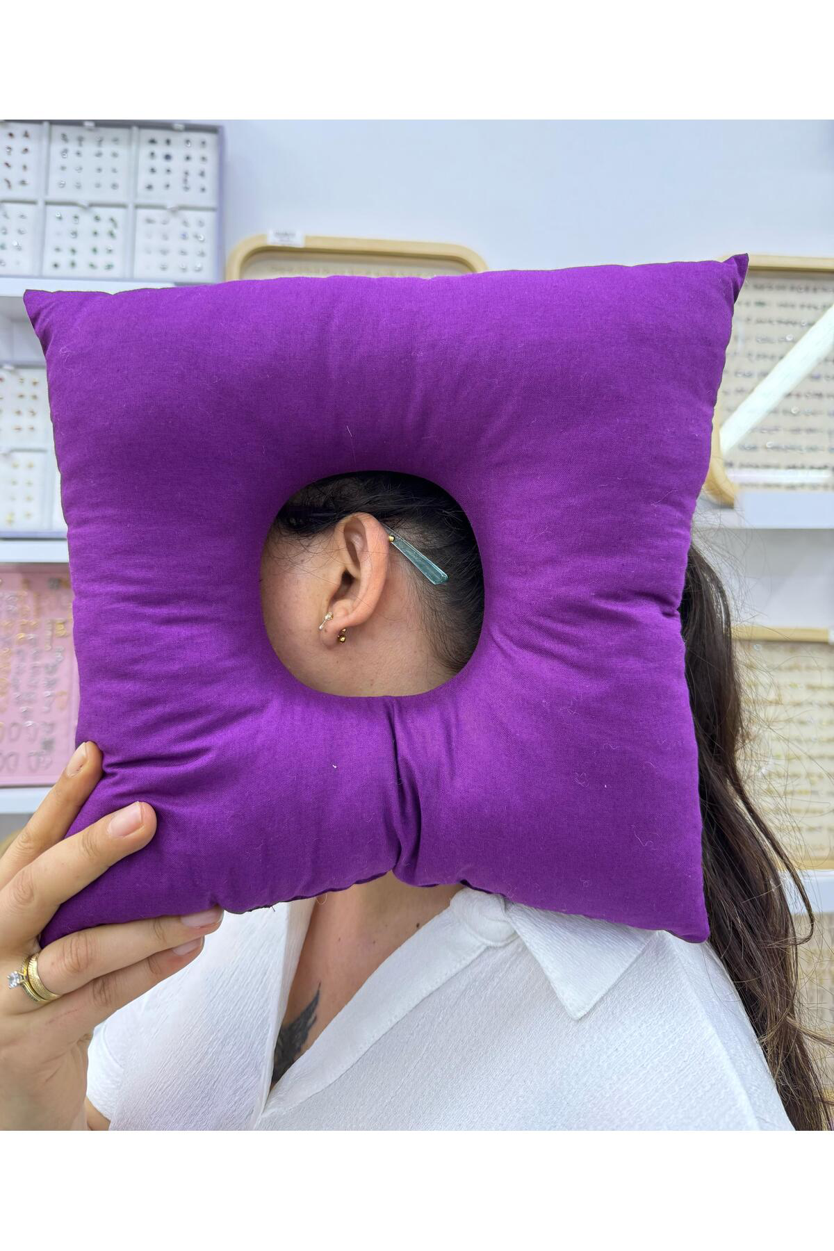 Arescollection Piercingle Rahat Uyku Yastiği