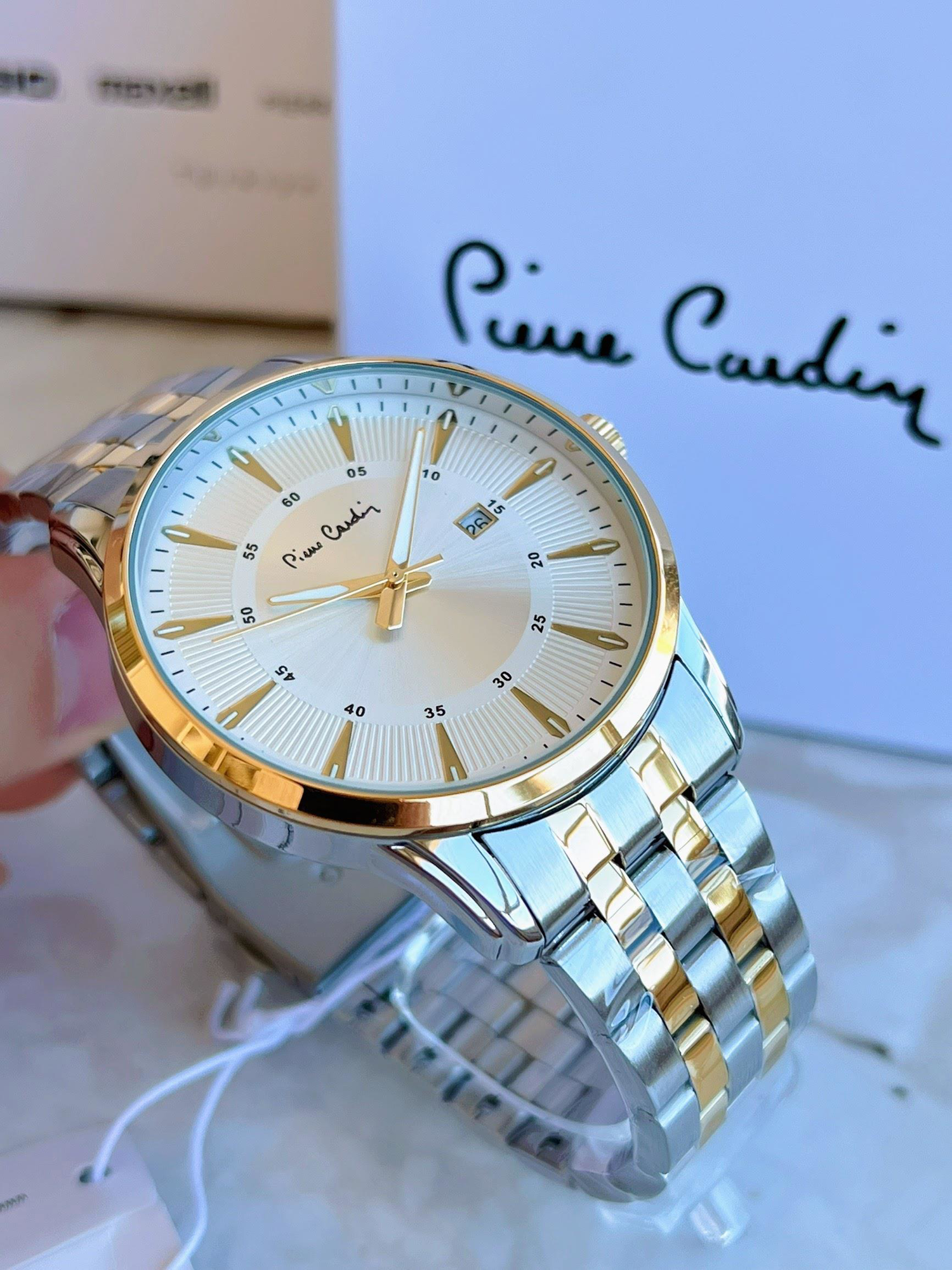 Pierre Cardin Çelik Kordon Erkek Kol Saati 30 Mt Su Gecirmez Pierre Cardin Çelik Kordon Erkek Kol Saati 30 Mt Su Gecirmez