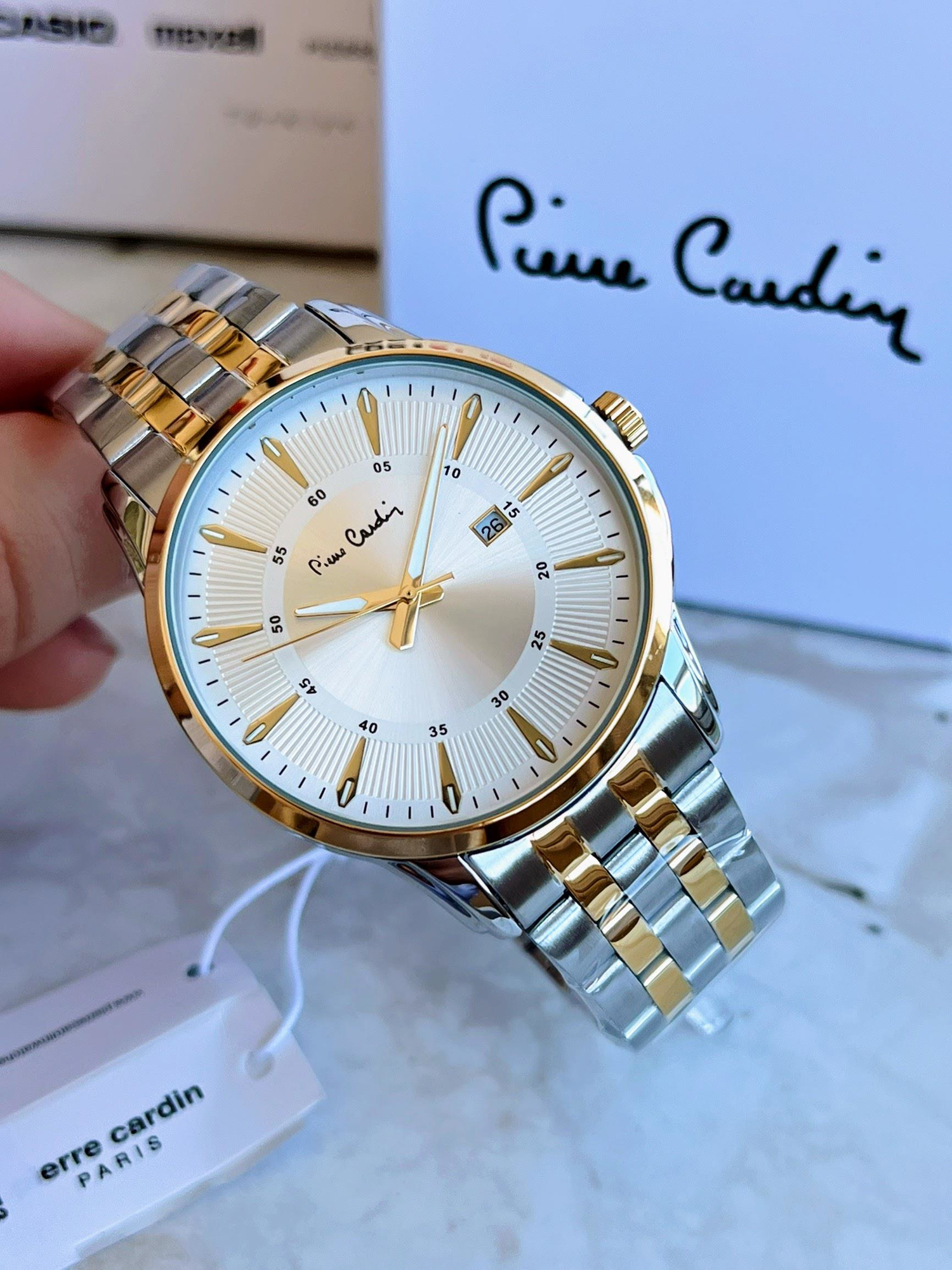 Pierre Cardin Çelik Kordon Erkek Kol Saati 30 Mt Su Gecirmez Pierre Cardin Çelik Kordon Erkek Kol Saati 30 Mt Su Gecirmez
