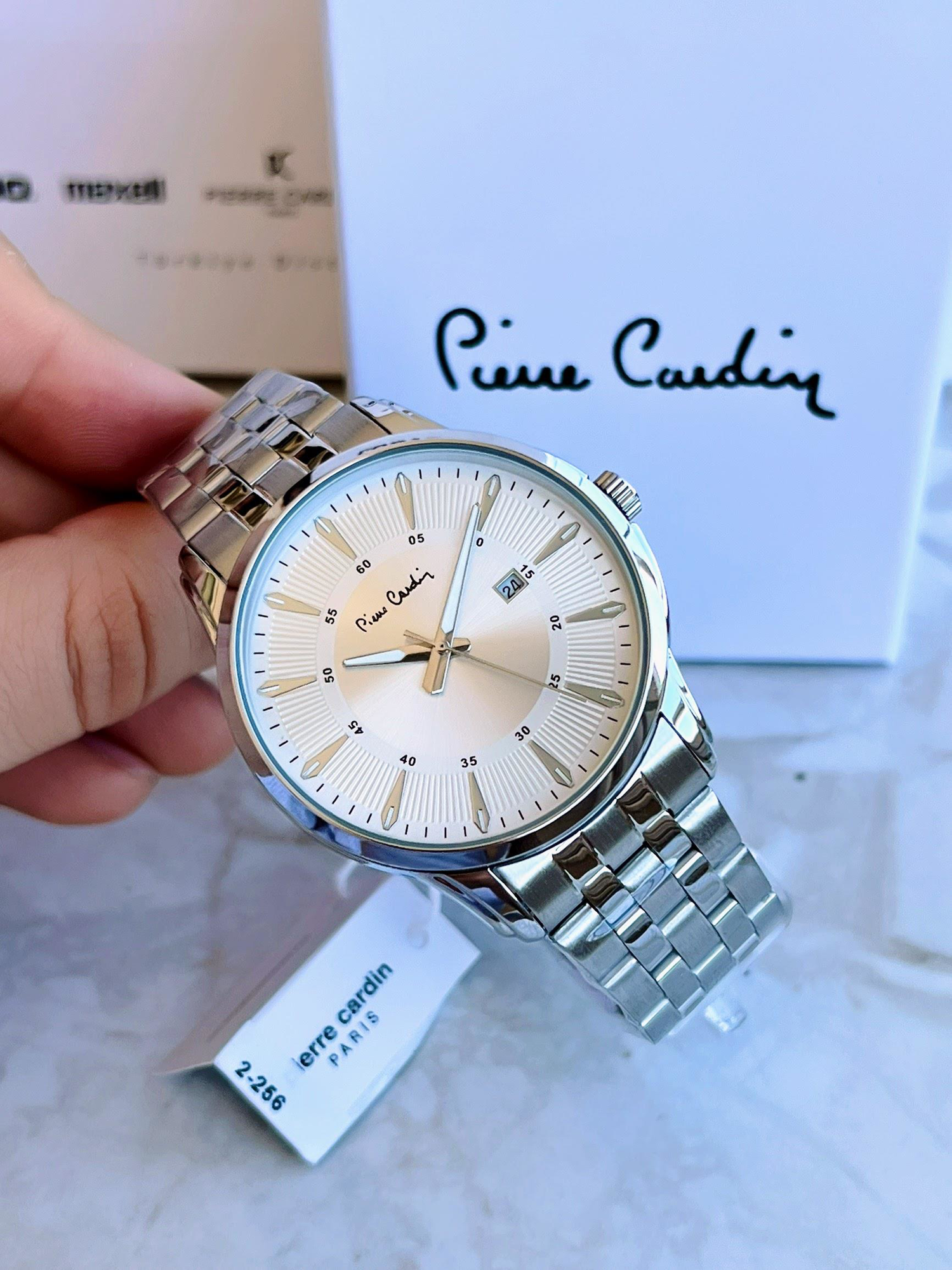 Pierre Cardin Çelik Kordon Erkek Kol Saati 30 Mt Su Gecirmez Pierre Cardin Çelik Kordon Erkek Kol Saati 30 Mt Su Gecirmez