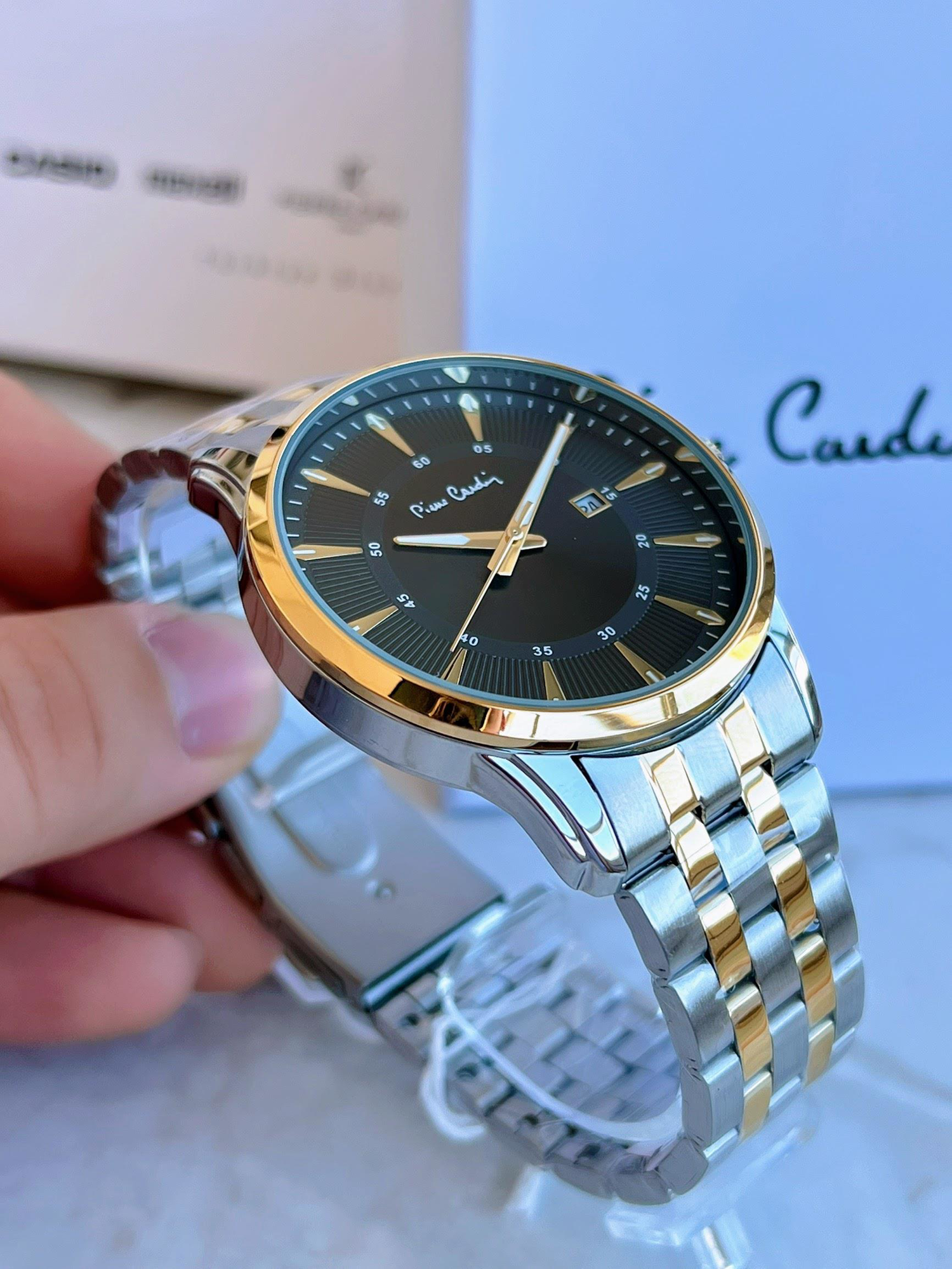 Pierre Cardin Çelik Kordon Erkek Kol Saati 30 Mt Su Gecirmez Pierre Cardin Çelik Kordon Erkek Kol Saati 30 Mt Su Gecirmez