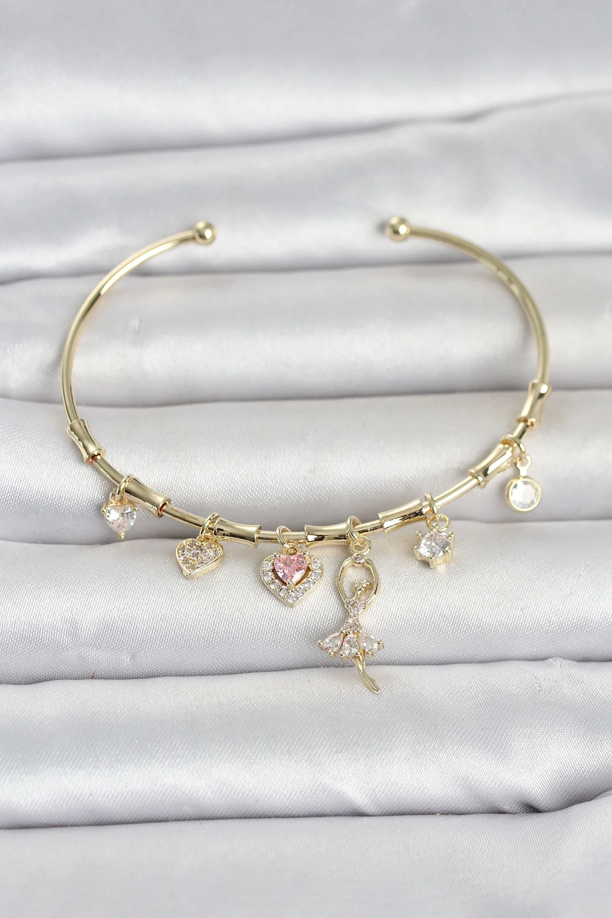 Pirinç Altın Kaplama Balerin Detaylı Zirkonlu Kadın Bilekliği - Şık ve Kaliteli
