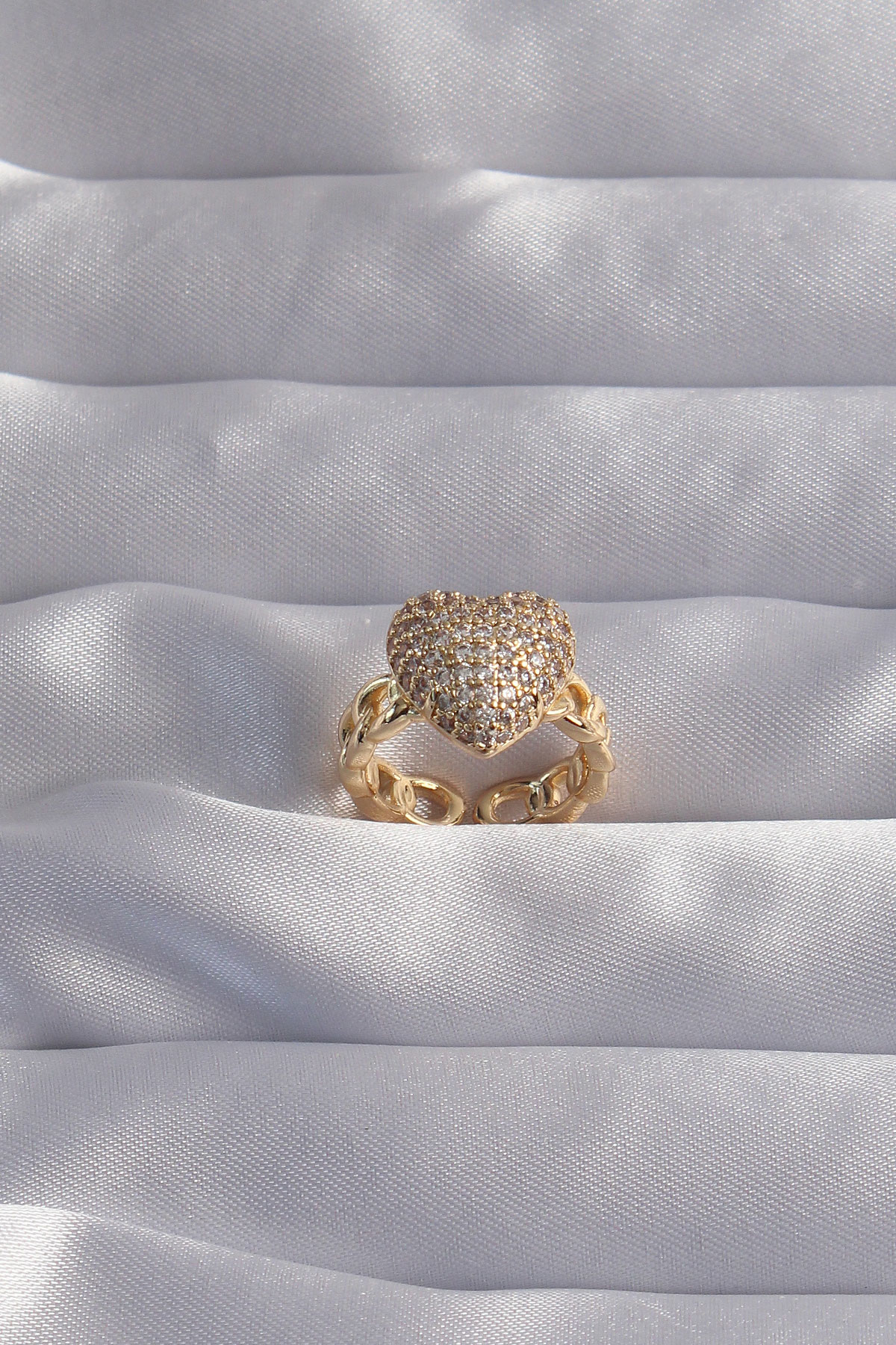 Pirinç Ayarlamalı Gold Renk Zirkon Taşlı Bombeli Kalp Yüzük - TJ-