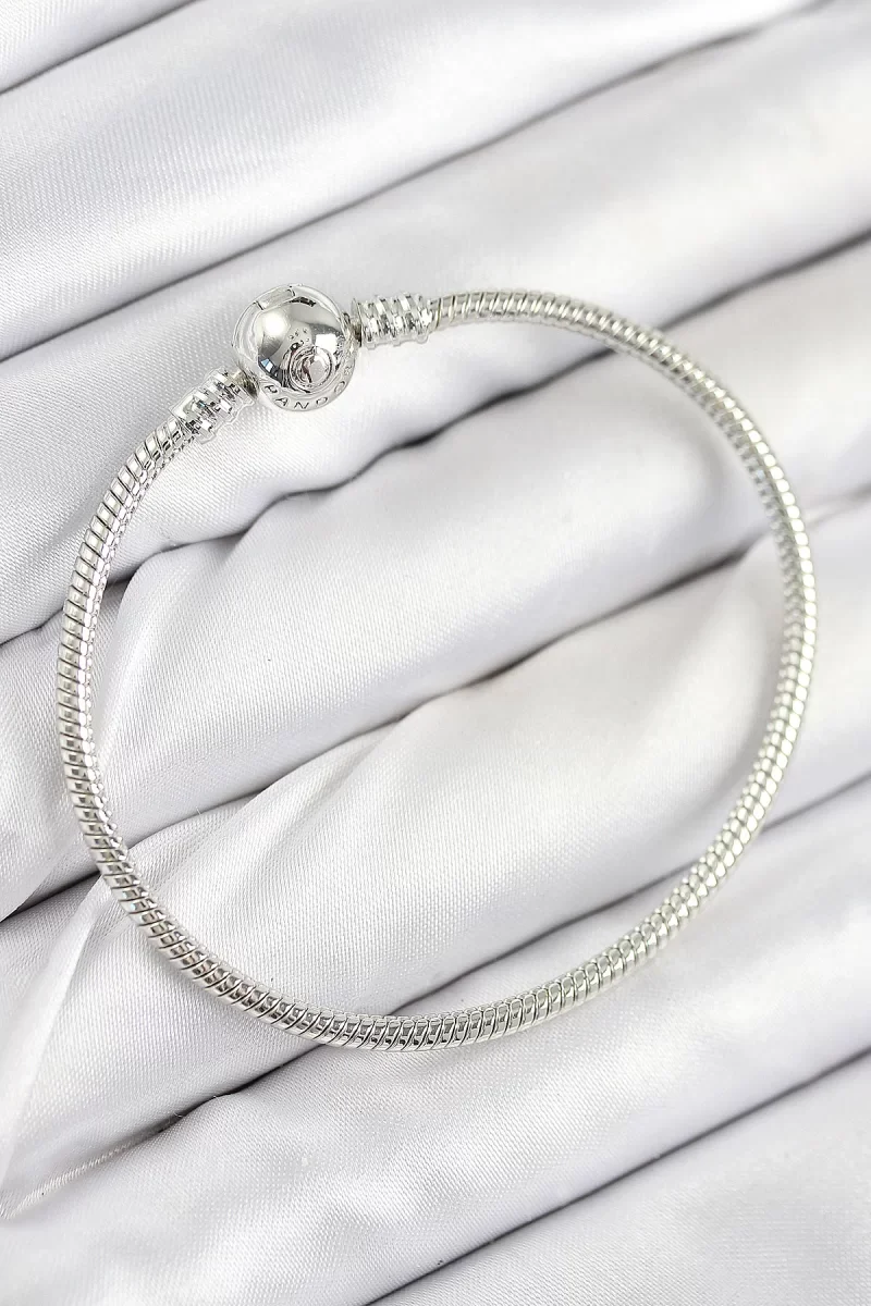 Pirinç Charm Topcuk Model Gümüş Renk Kadın Bileklik - Lisinya