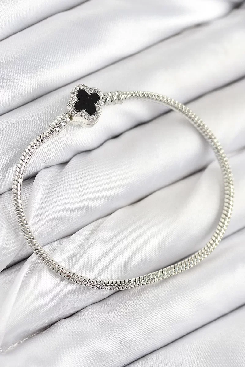 Pirinç Charm Zirkon Taşlı Yonca Model Gümüş Renk Kadın Bileklik - Lisinya