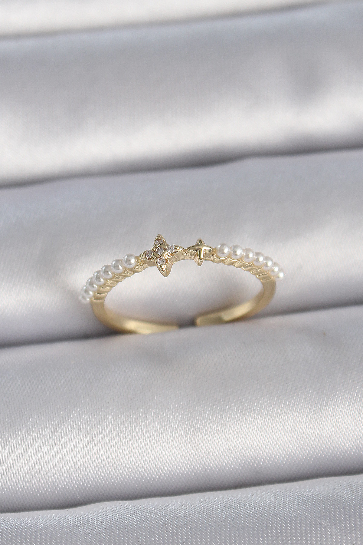 Pirinç Gold Renk Zirkon Taşlı Sıralı İncili Ayarlanabilir Model K