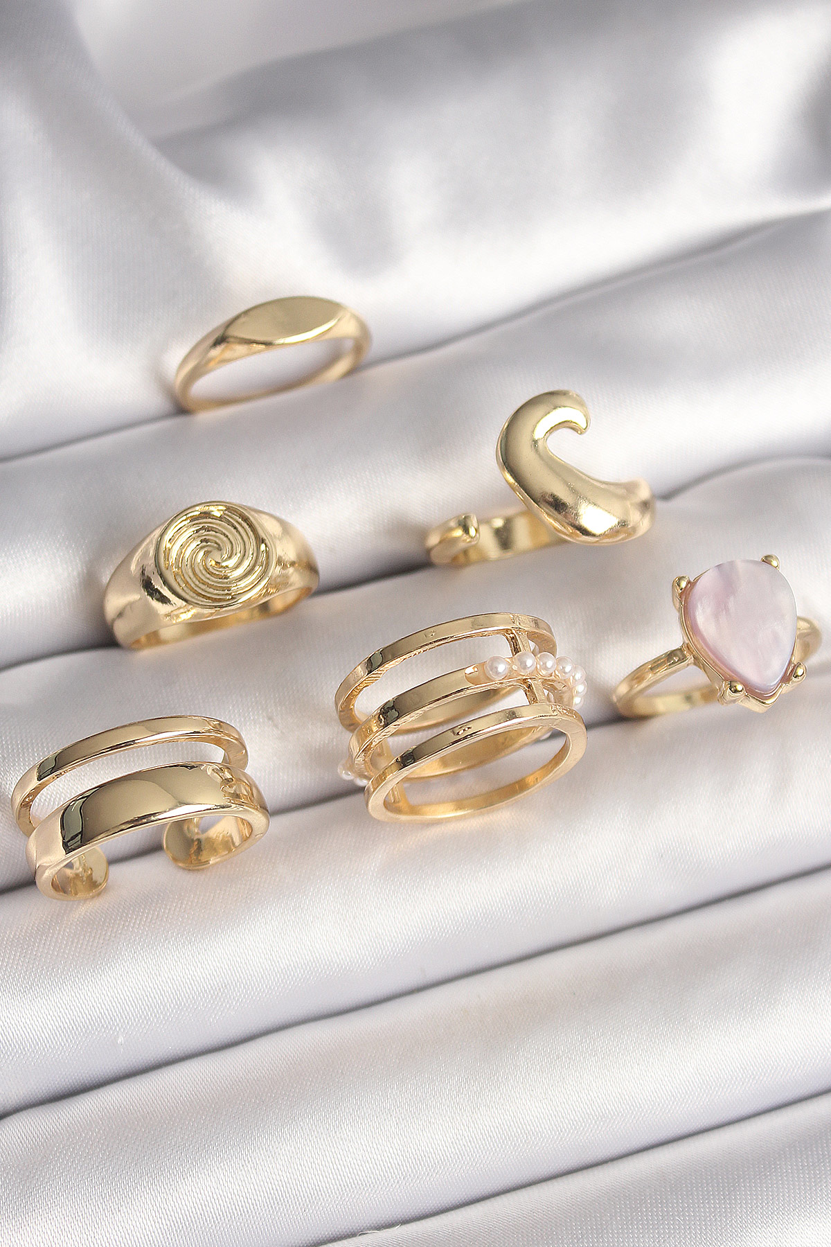Pirinç Gold Renk Pembe Damla Mineli Sarmal İşleme Detaylı 6'Lı Ka
