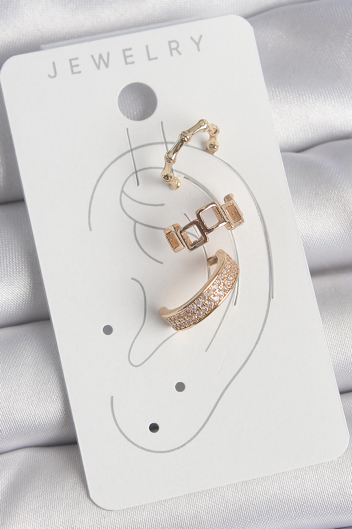 Stillove Pirinç Gold Renk Kare Model Zirkon Taşlı 3'Lü Model Kadın Kıkırda