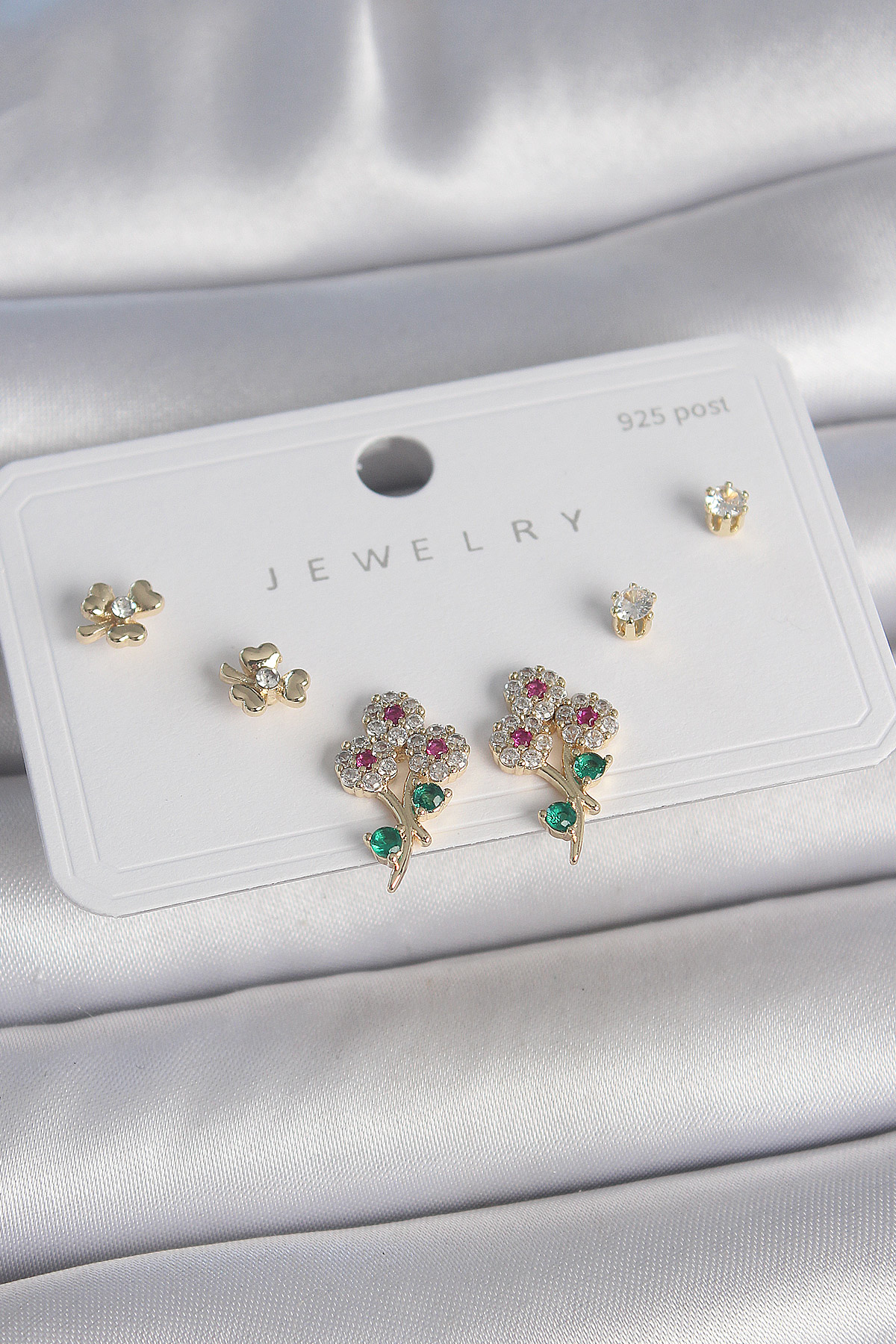 Pirinç Gold Renk Renkli Zirkon Taşlı Çiçek Model Yaprak Detay 925