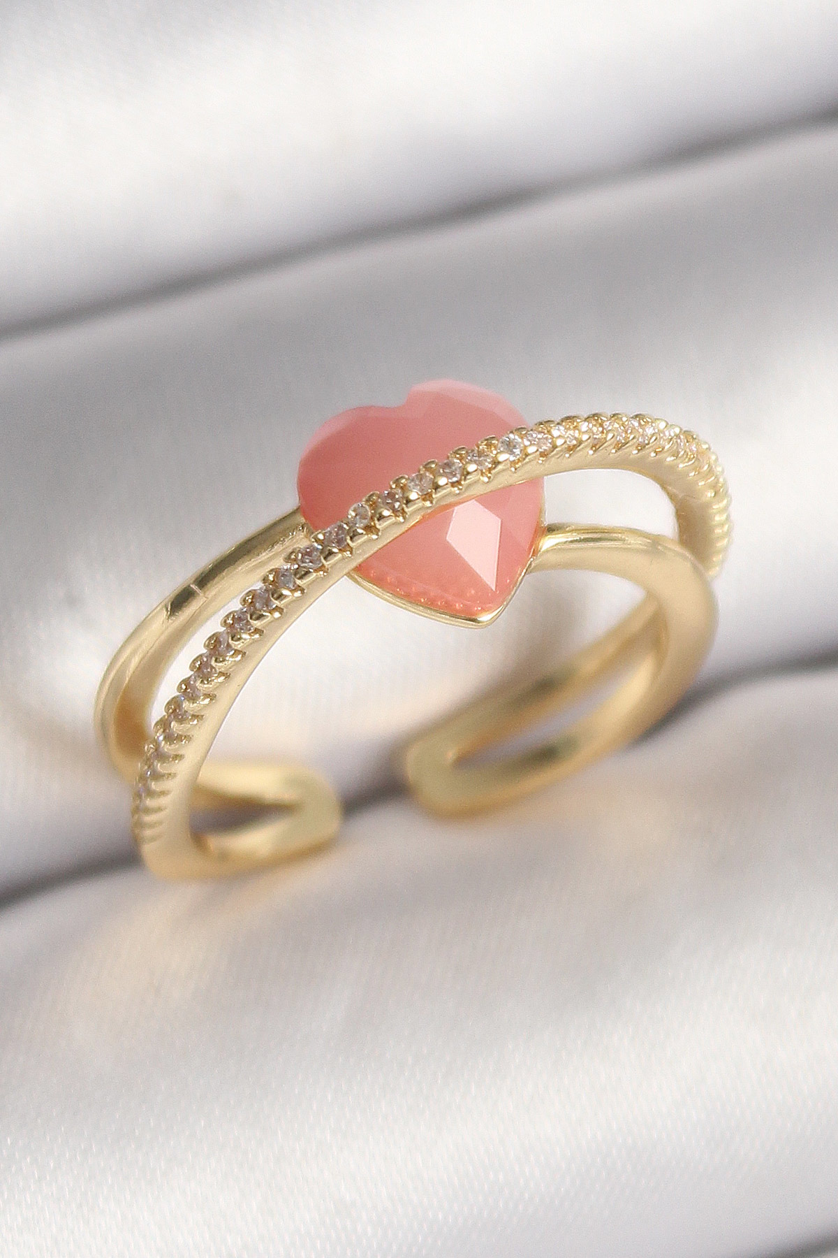 Pirinç Gold Renk Pembe Kristal Kalp Model Zirkon Taş Detaylı Kadı