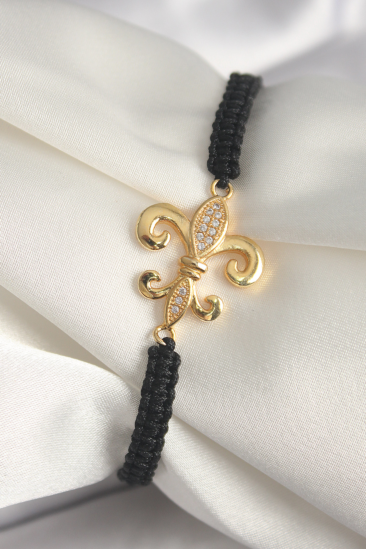 Pirinç Gold Renk Zirkon Taşlı Zambak Figür Asansörlü Makrome Mode