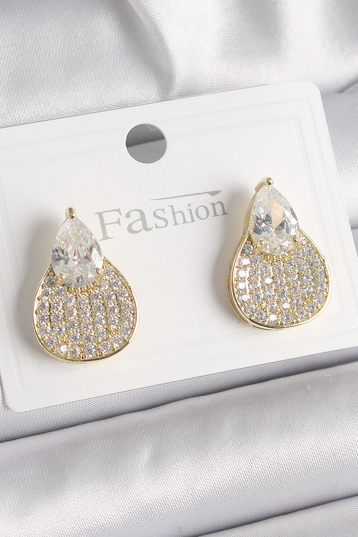 Pirinç Gold Renk Zirkon Taşlı Damla Model Kadın Küpe SL9713