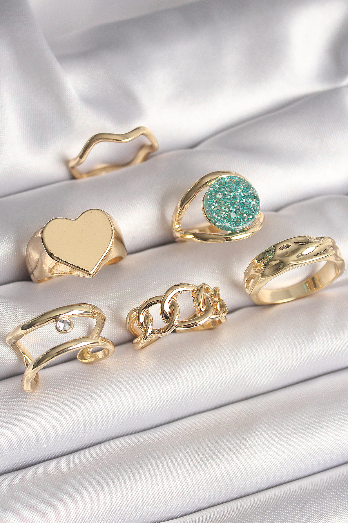 Stillove Pirinç Gold Renk Zirkon Taşlı Kalp Plaka Figür Mavi Simli Detay 6